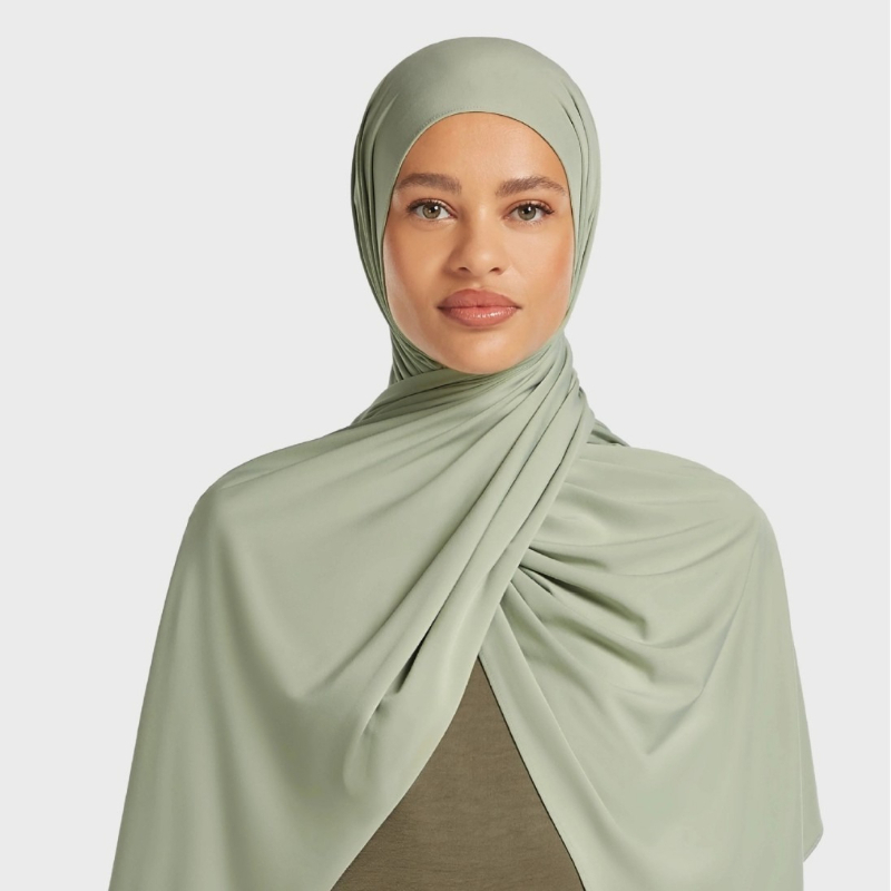 ผ้าคลุมศีรษะฮิญาบแบบน้ำหนักเบา - Women Fashion Malaysia บทวิจารณ์และราคา