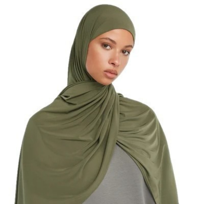 ผ้าคลุมศีรษะฮิญาบแบบน้ำหนักเบา - Women Fashion Malaysia บทวิจารณ์และราคา